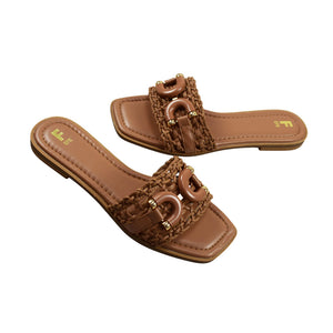 Zoe Camel