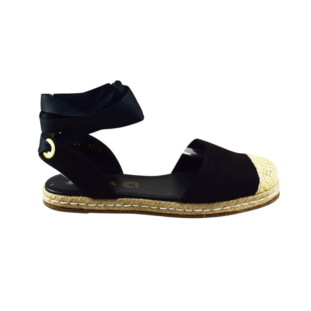 Amaia Negro Buck